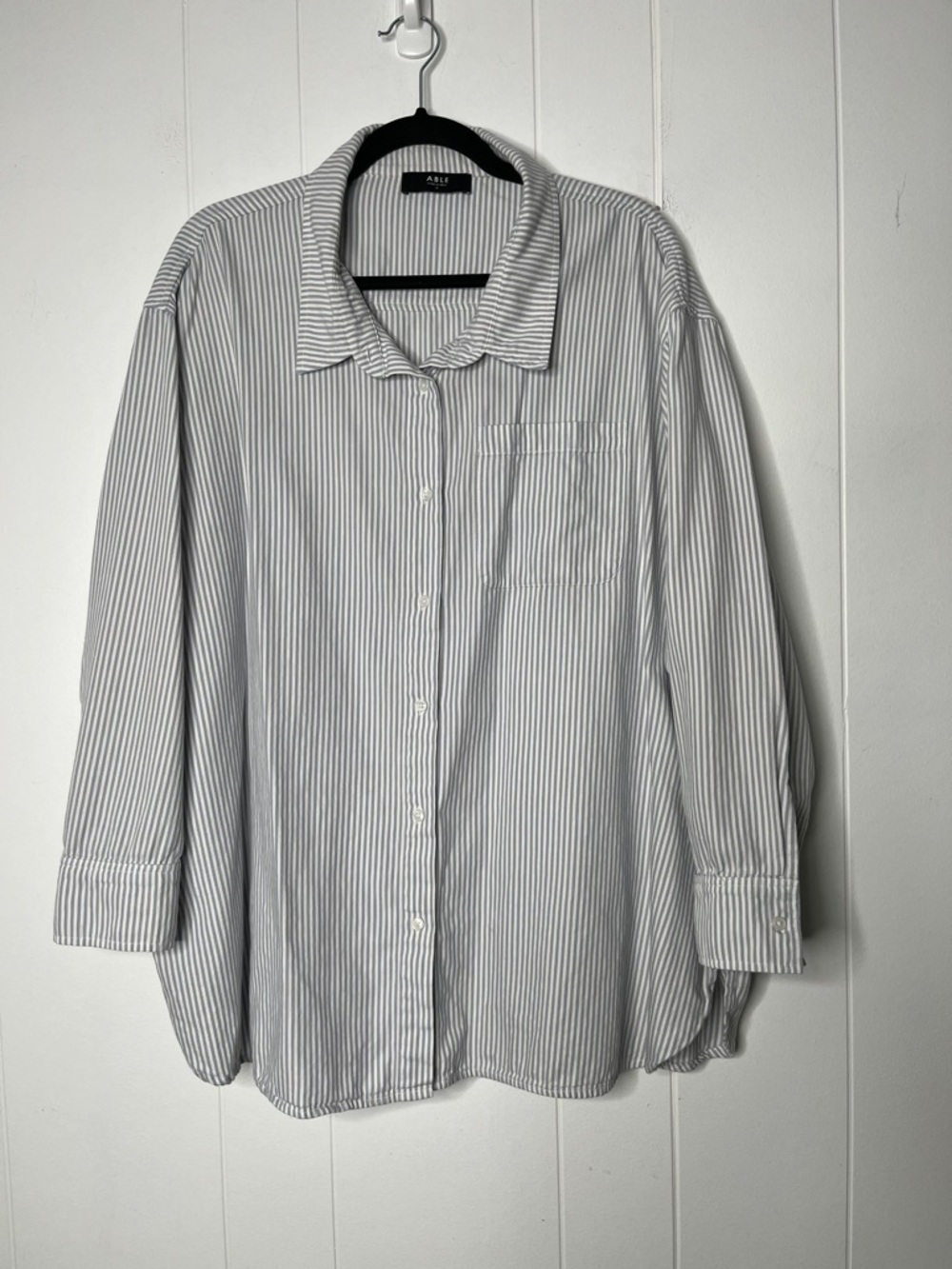 Able Striped Button-Up Shirt - White & Blue Boxy Oversized Coastal Top 1z